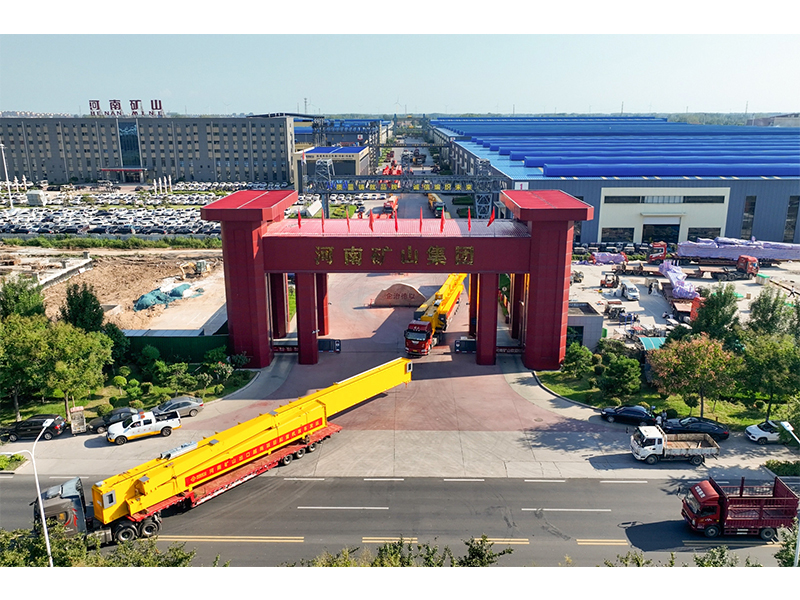 震撼！這條“長(zhǎng)長(zhǎng)長(zhǎng)長(zhǎng)龍”氣勢(shì)如虹，今天的熱搜預(yù)定了